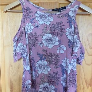 Cut out shoulder floral top